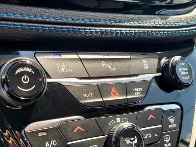 Photo of 2021 Not Specified Chrysler Pacifica Hybrid