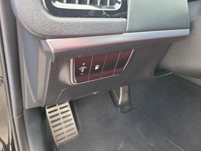 Photo of 2018 Aurora Black Kia Stinger
