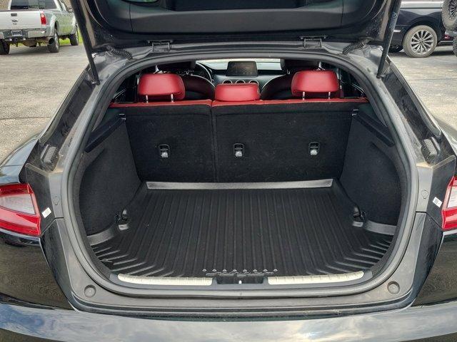Photo of 2018 Aurora Black Kia Stinger