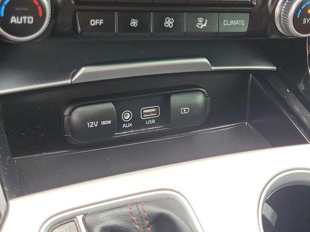 Photo of 2018 Aurora Black Kia Stinger