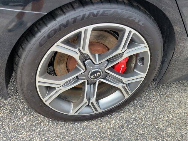 Photo of 2018 Aurora Black Kia Stinger