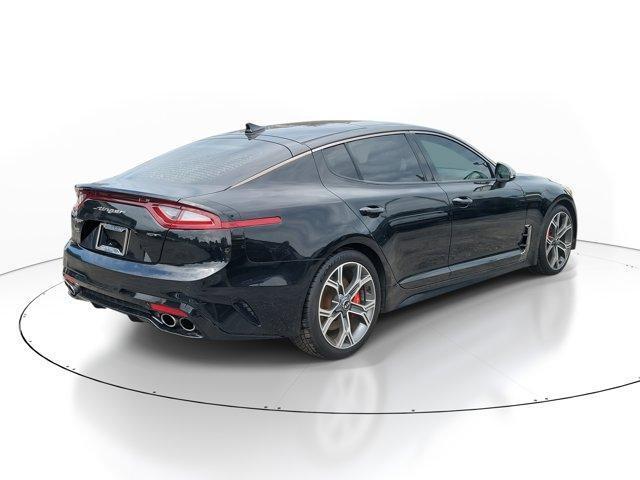 Photo of 2018 Aurora Black Kia Stinger