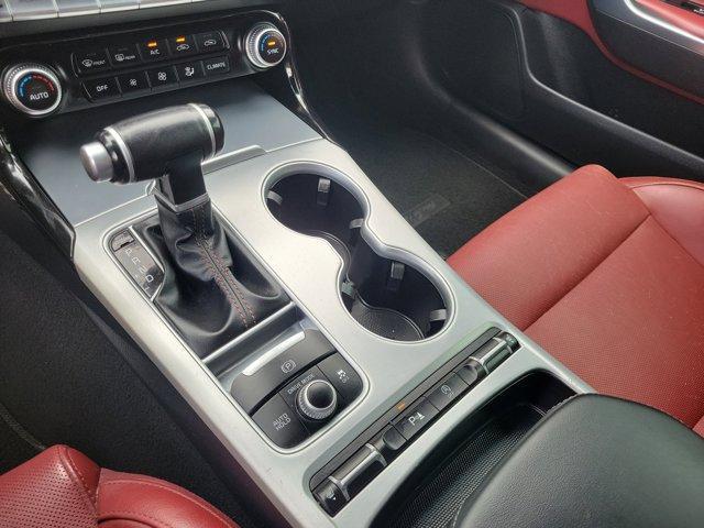Photo of 2018 Aurora Black Kia Stinger