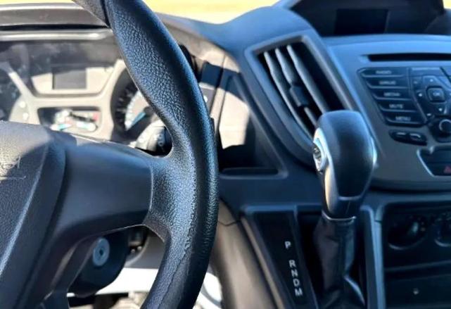 Photo of 2018 Oxford White Ford Transit-150