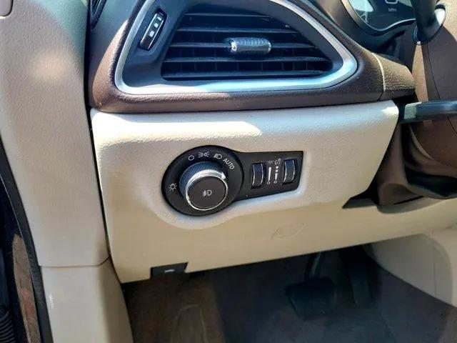Photo of 2017 Not Specified Chrysler Pacifica