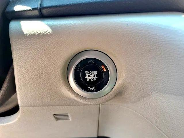 Photo of 2017 Not Specified Chrysler Pacifica