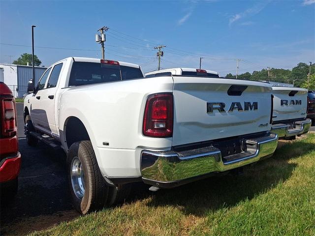Photo of 2025 Bright White Clearcoat RAM 3500
