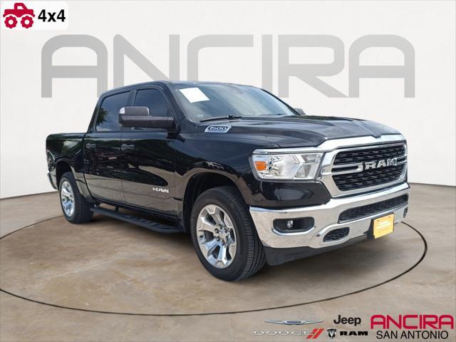 Photo of 2023 Diamond Black Crystal Pearlcoat RAM 1500