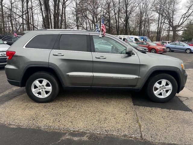 Photo of 2012 Mineral Gray Metallic Clearcoat Jeep Grand Cherokee