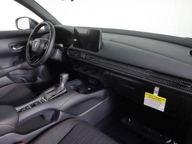 Photo of 2026 Platinum White Pearl Honda HR-V