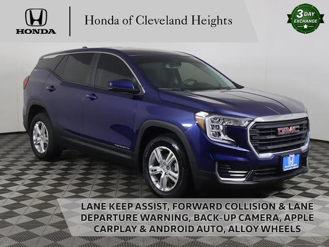 Photo of 2022 Marine Metallic GMC Terrain