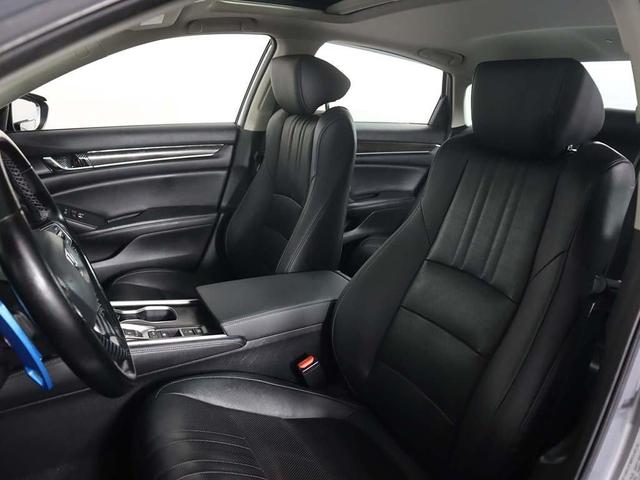 Photo of 2021 Lunar Silver Metallic Honda Accord Hybrid