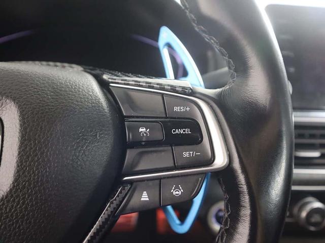 Photo of 2021 Lunar Silver Metallic Honda Accord Hybrid