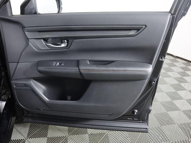 Photo of 2026 Crystal Black Pearl Honda CR-V Hybrid