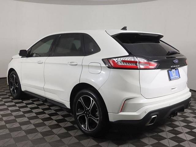 Photo of 2023 Star White Metallic Tri-Coat Ford Edge