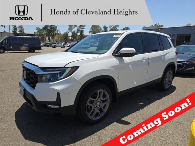 Photo of 2023 White Honda Passport