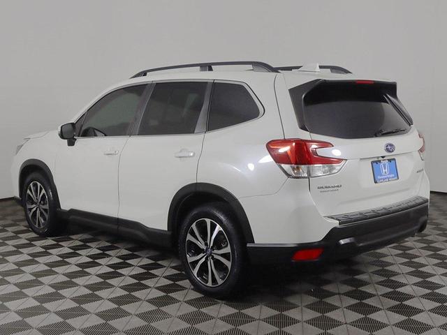 Photo of 2019 Crystal White Pearl Subaru Forester