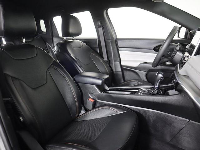 Photo of 2023 Sting-Gray Clearcoat Jeep Compass