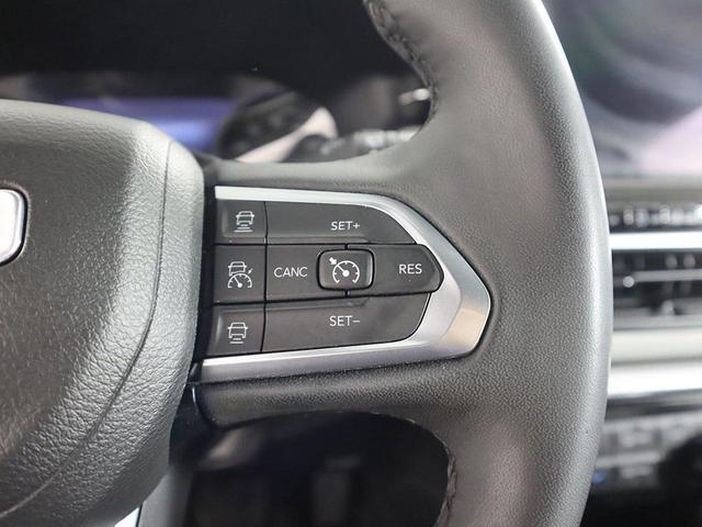 Photo of 2023 Sting-Gray Clearcoat Jeep Compass