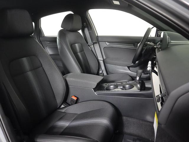 Photo of 2026 Urban Gray Pearl Honda Civic