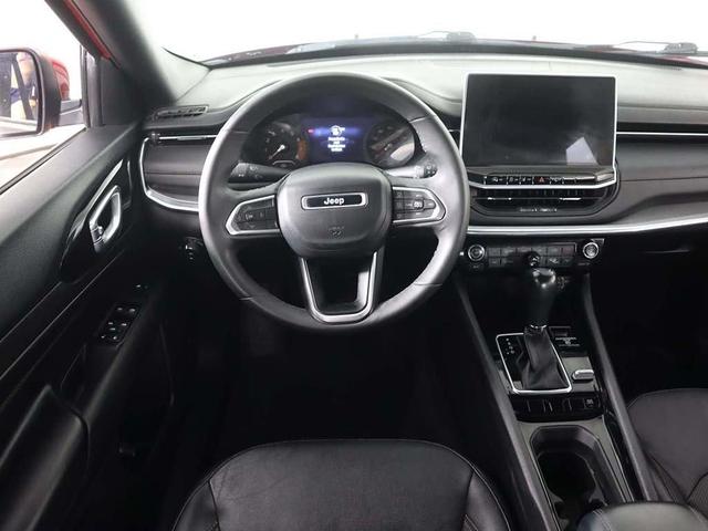 Photo of 2023 Redline Pearlcoat Jeep Compass