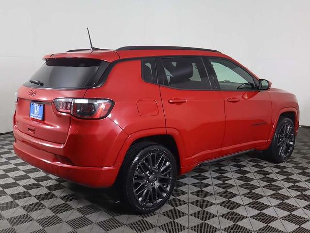 Photo of 2023 Redline Pearlcoat Jeep Compass
