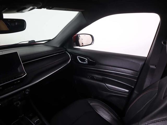 Photo of 2023 Redline Pearlcoat Jeep Compass