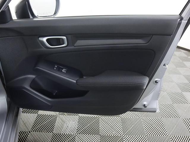 Photo of 2024 Lunar Silver Metallic Honda Civic