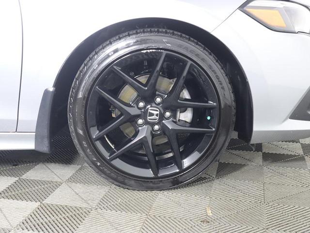 Photo of 2024 Lunar Silver Metallic Honda Civic