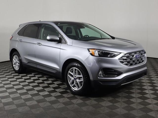 Photo of 2022 Iconic Silver Metallic Ford Edge
