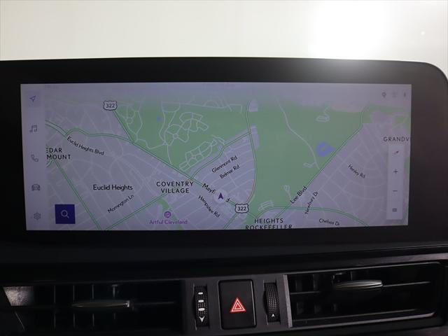 Photo of 2023 Ultra White Lexus ES 250