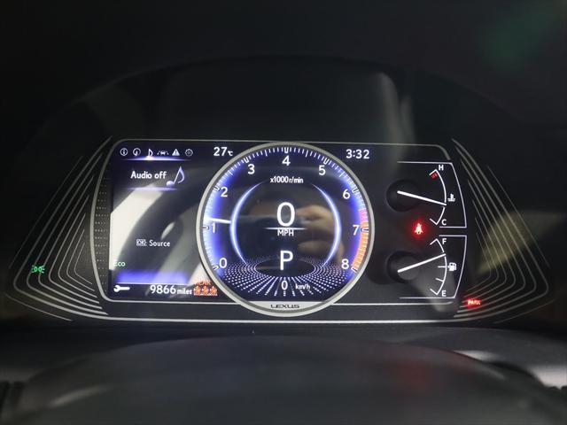 Photo of 2023 Ultra White Lexus ES 250
