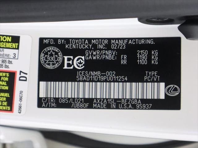Photo of 2023 Ultra White Lexus ES 250