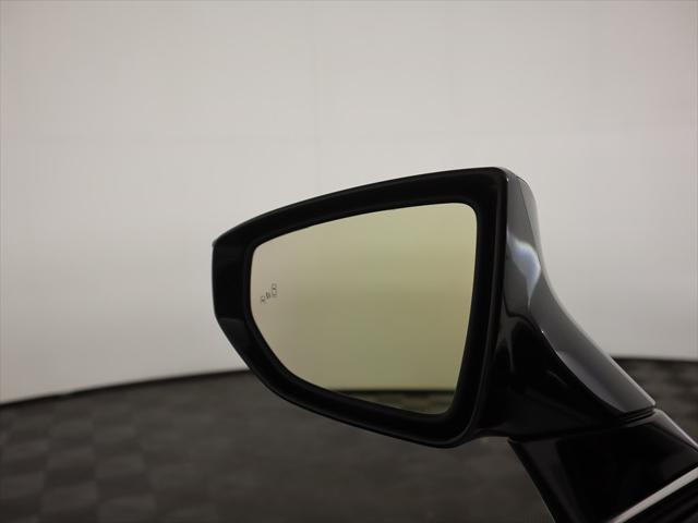 Photo of 2023 Ultra White Lexus ES 250