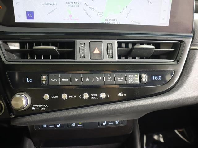 Photo of 2023 Ultra White Lexus ES 250