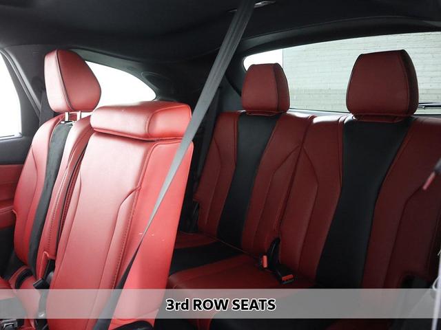Photo of 2024 Liquid Carbon Metallic Acura MDX