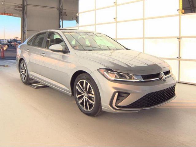 Photo of 2025 Pyrite Silver Metallic Volkswagen Jetta