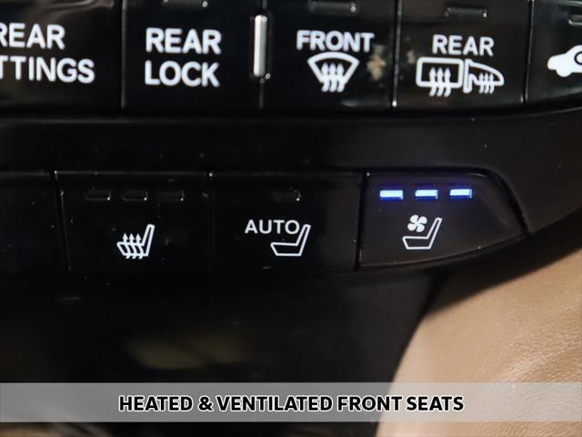 Photo of 2023 Majestic Black Pearl Acura MDX