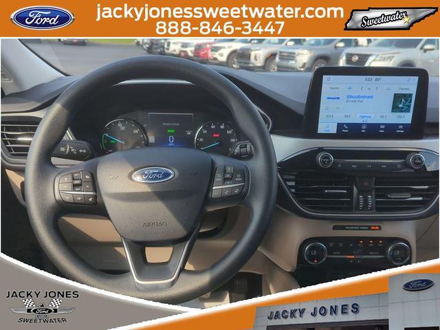 Photo of 2021 Rapid Red Metallic Tinted Clearcoat Ford Escape