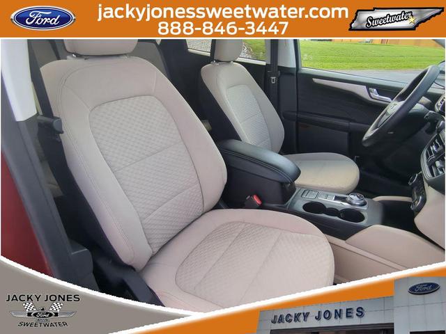 Photo of 2021 Rapid Red Metallic Tinted Clearcoat Ford Escape