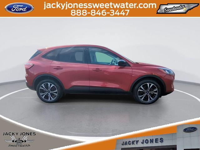 Photo of 2021 Rapid Red Metallic Tinted Clearcoat Ford Escape