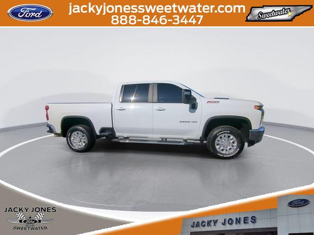 Photo of 2023 Summit White Chevrolet Silverado 2500