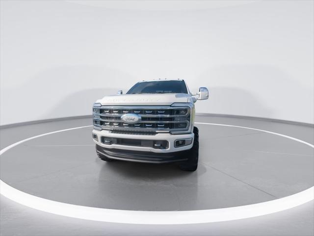 Photo of 2024 Star White Metallic Tri-Coat Ford F-350