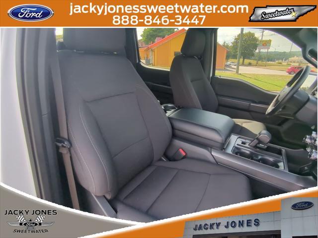 Photo of 2024 Oxford White Ford F-150