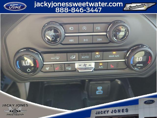 Photo of 2025 Oxford White Ford Bronco