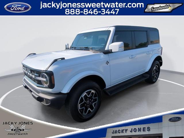 Photo of 2025 Oxford White Ford Bronco