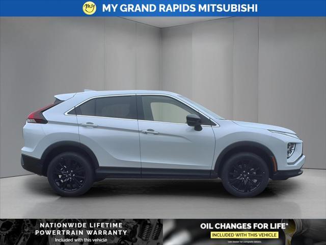 Photo of 2025 White Diamond Mitsubishi Eclipse Cross