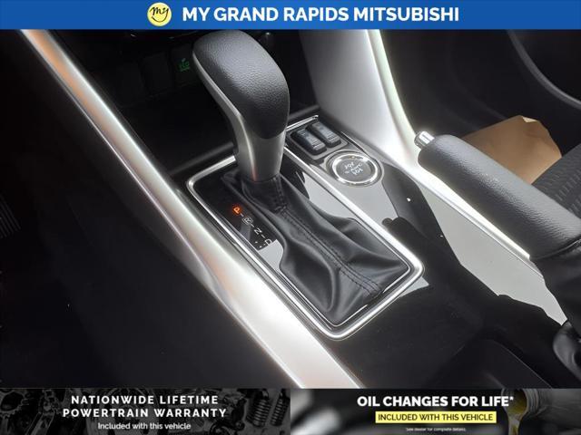 Photo of 2025 White Diamond Mitsubishi Eclipse Cross