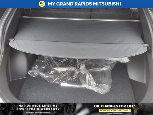 Photo of 2025 White Diamond Mitsubishi Eclipse Cross