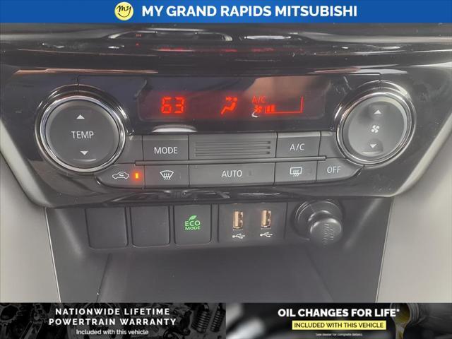 Photo of 2025 White Diamond Mitsubishi Eclipse Cross